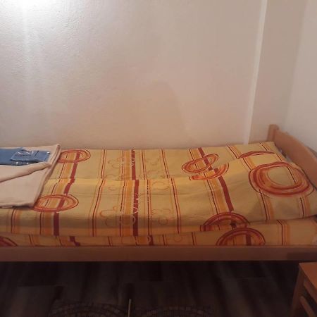 Apartmani Sastavci ティエンティシュテ エクステリア 写真