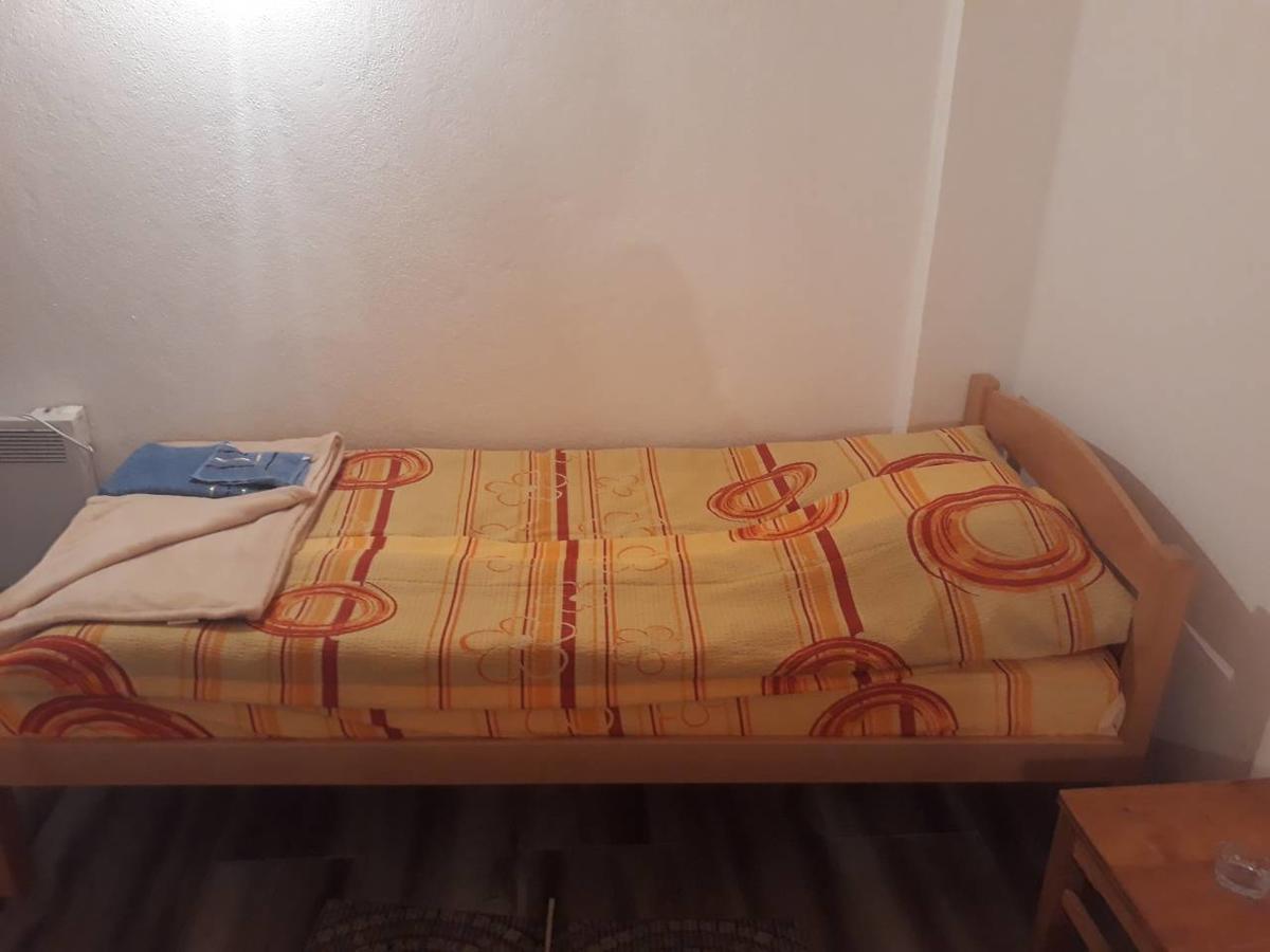 Apartmani Sastavci ティエンティシュテ エクステリア 写真